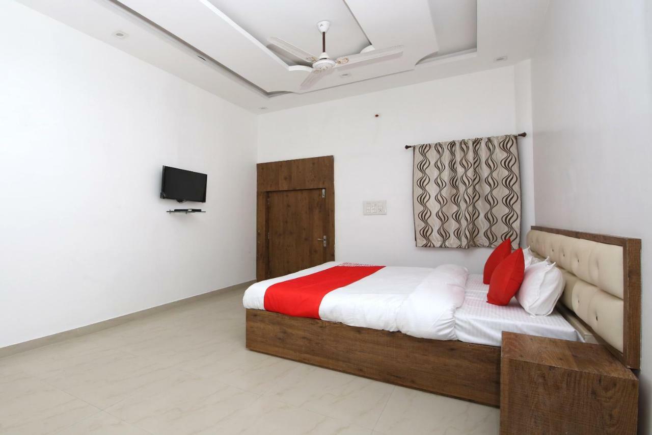 Oyo 38414 Rain Basera Resort Джабалпур Екстериор снимка
