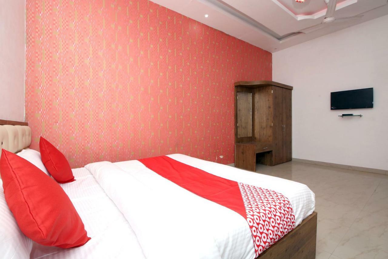Oyo 38414 Rain Basera Resort Джабалпур Екстериор снимка