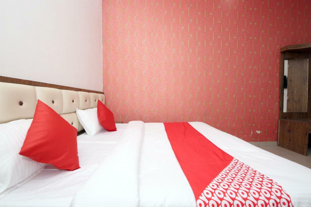 Oyo 38414 Rain Basera Resort Джабалпур Екстериор снимка